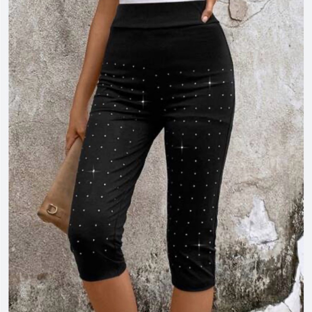 Black Rhinestone Embellished Women's Capris Leggings